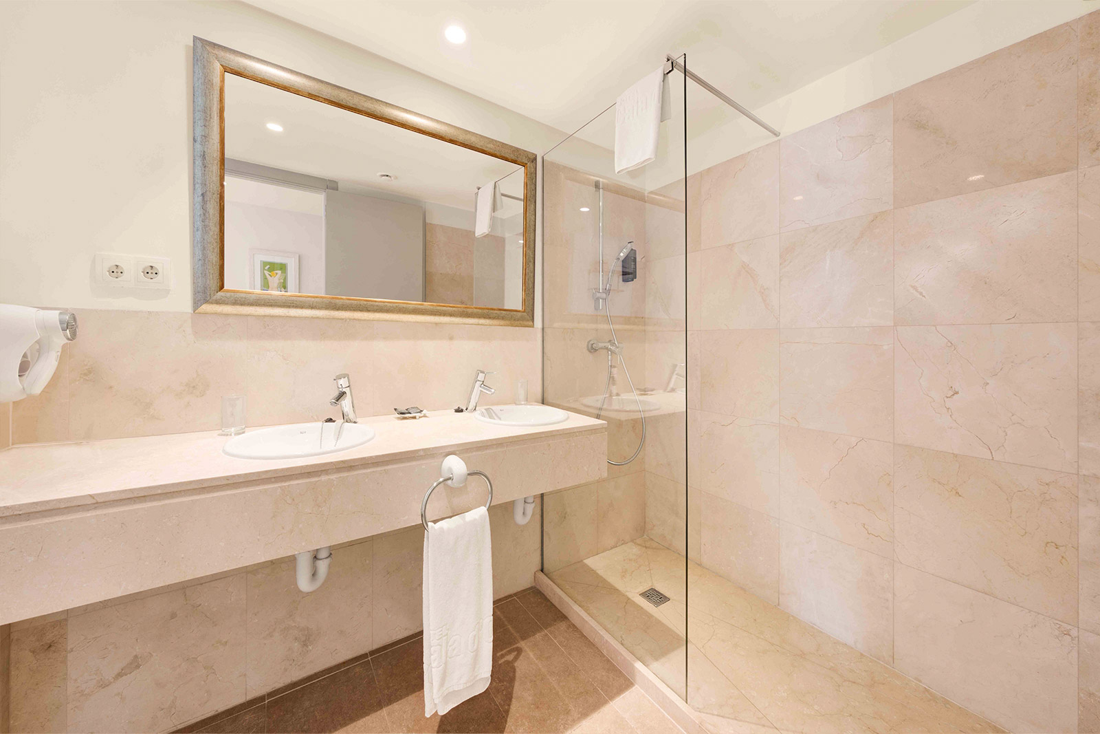 Galería - Hotel Cala D'or